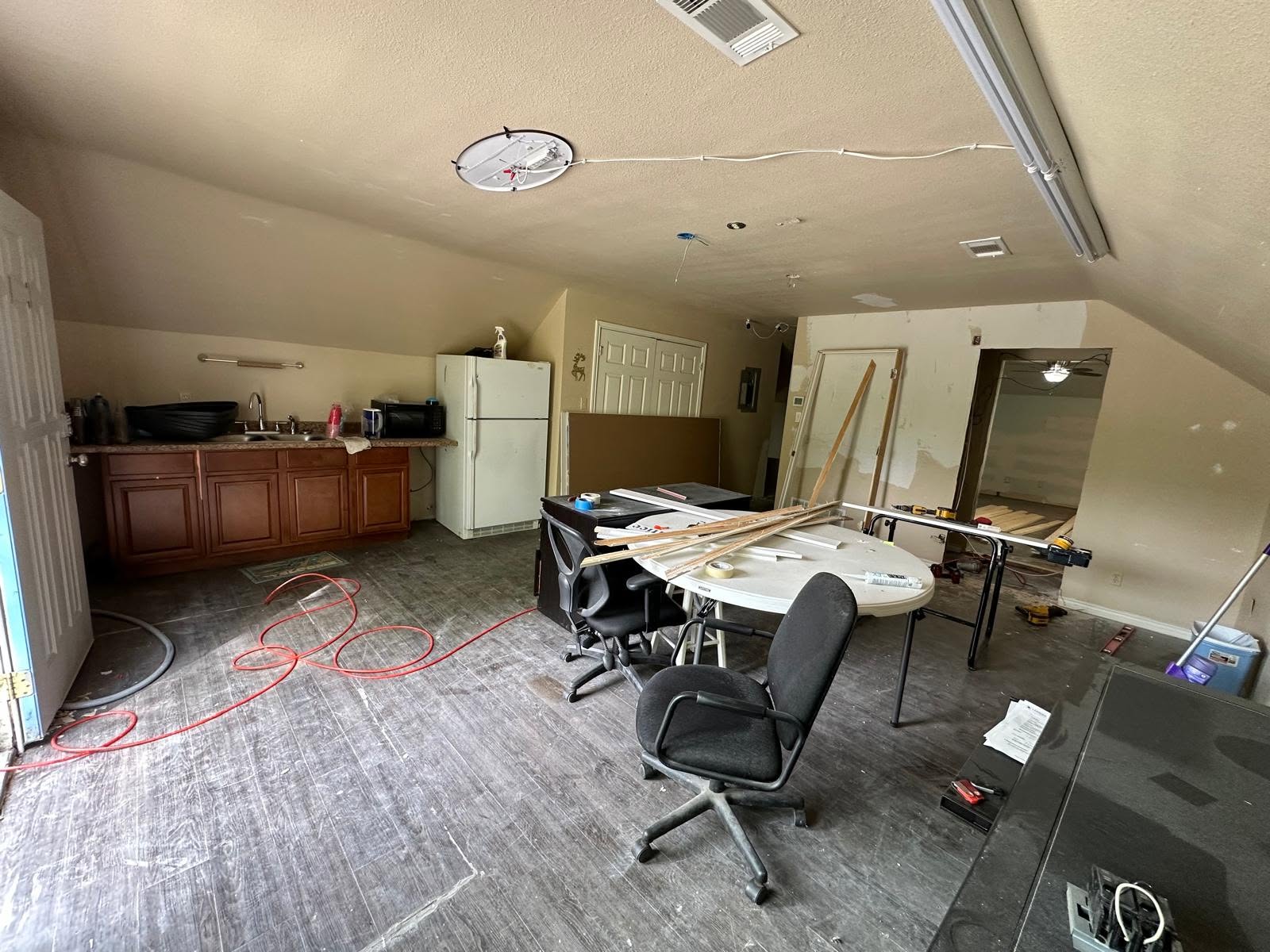 Interior remodeling finish detail